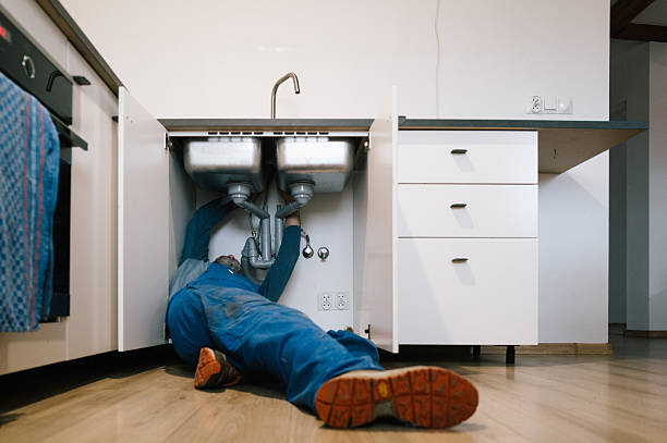 Professional Emergency Plumber technician working in Estes Park, CO